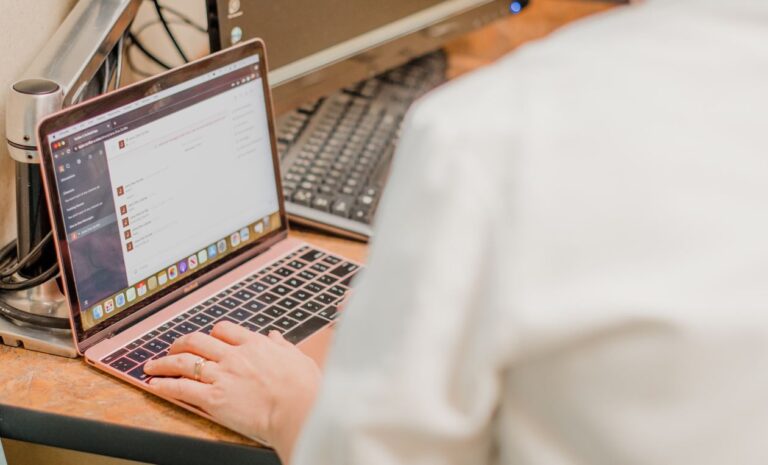 657f3ae7c789b69eb3f926d8_61ae74744cd2e3b9fac506a7_Small-8620snip